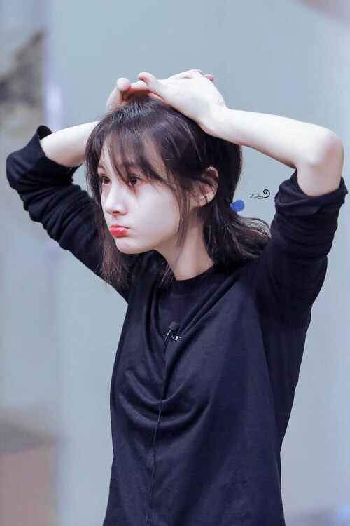 乌拉圭女篮在南美锦标赛中展现强大实力，迈向更广阔舞台，乌拉圭女子联赛