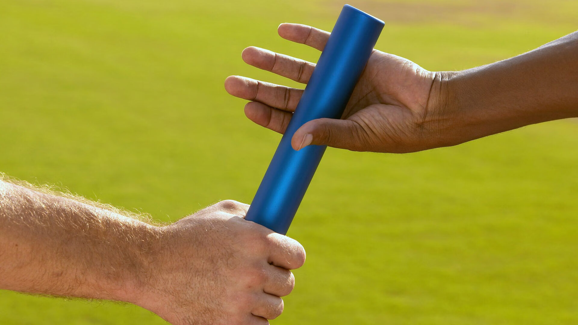 德甲俱乐部投入足球基础设施，推动环境保护，德甲专业足球场