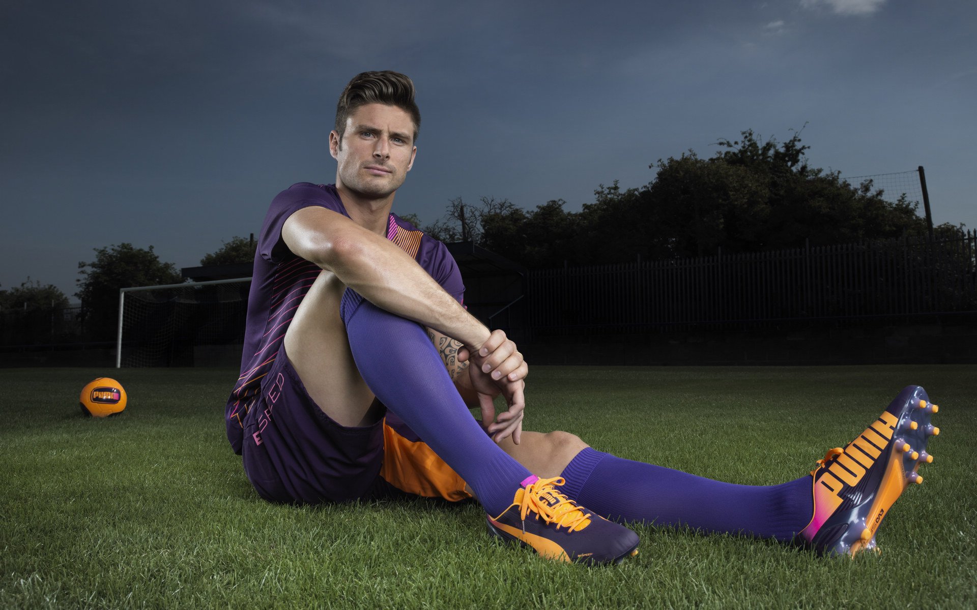 车手与粉丝的温馨互动瞬间，网络用语车手是什么意思